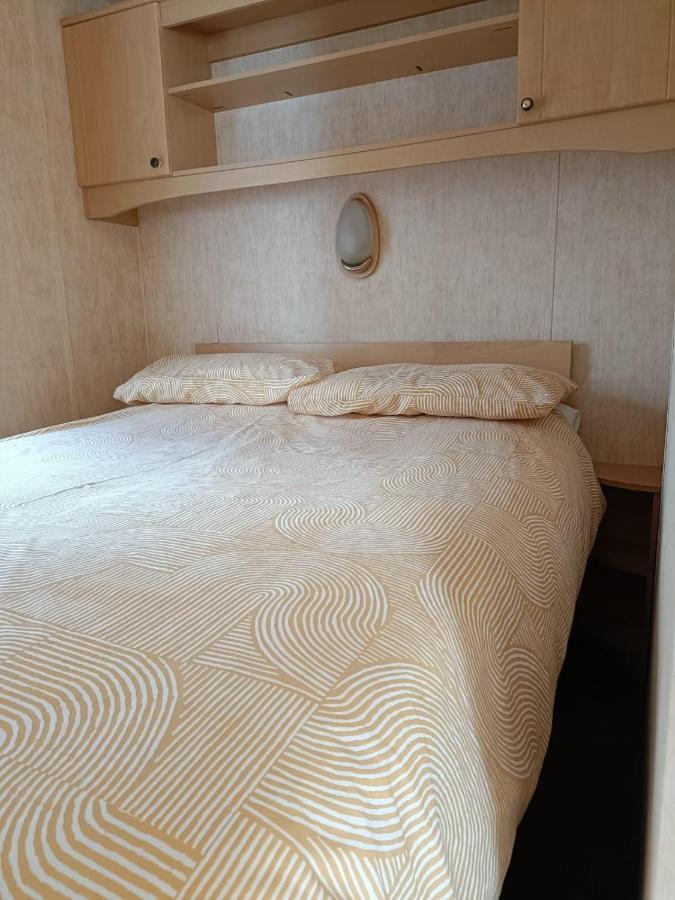 Апартаменты Rhosfeillion Static Caravan Ллангефни Экстерьер фото